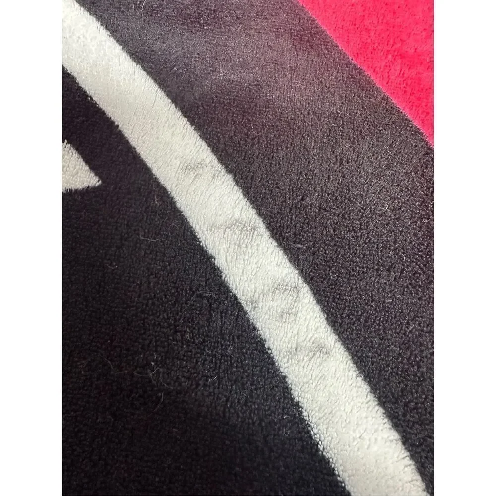 Rare Limited Victoria's Secret PINK Pink Black & White Stadium Blanket/Throw